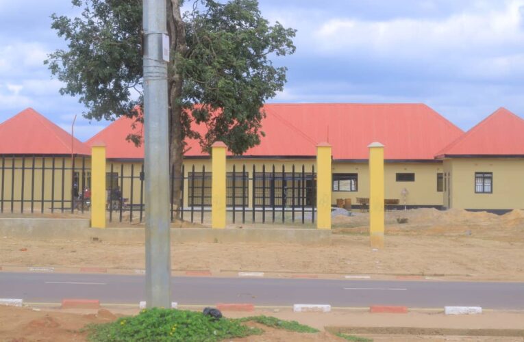 7 Centres de santé modernes en construction