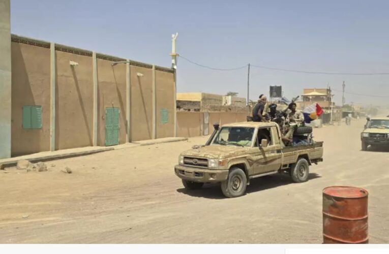 Mali : attaques coordonnées et tensions persistantes malgré les assurances du pouvoir