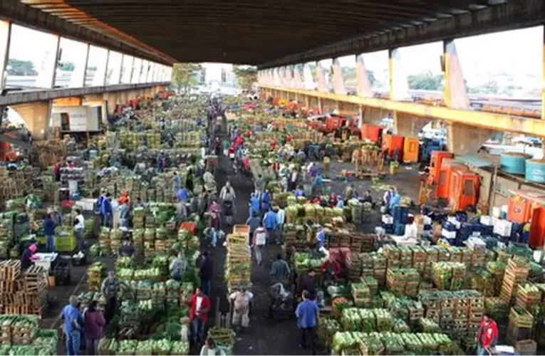 Maroc: À Casablanca, le « marché sénégalais » menacé de disparition, la diaspora subsaharienne sous tension